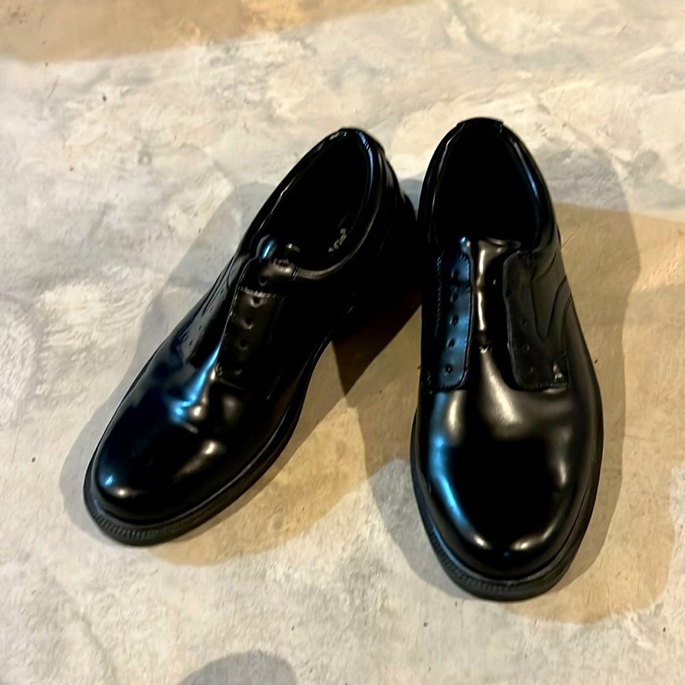 Dear stag men’s dress shoes, size 9 1/2 no shoelaces